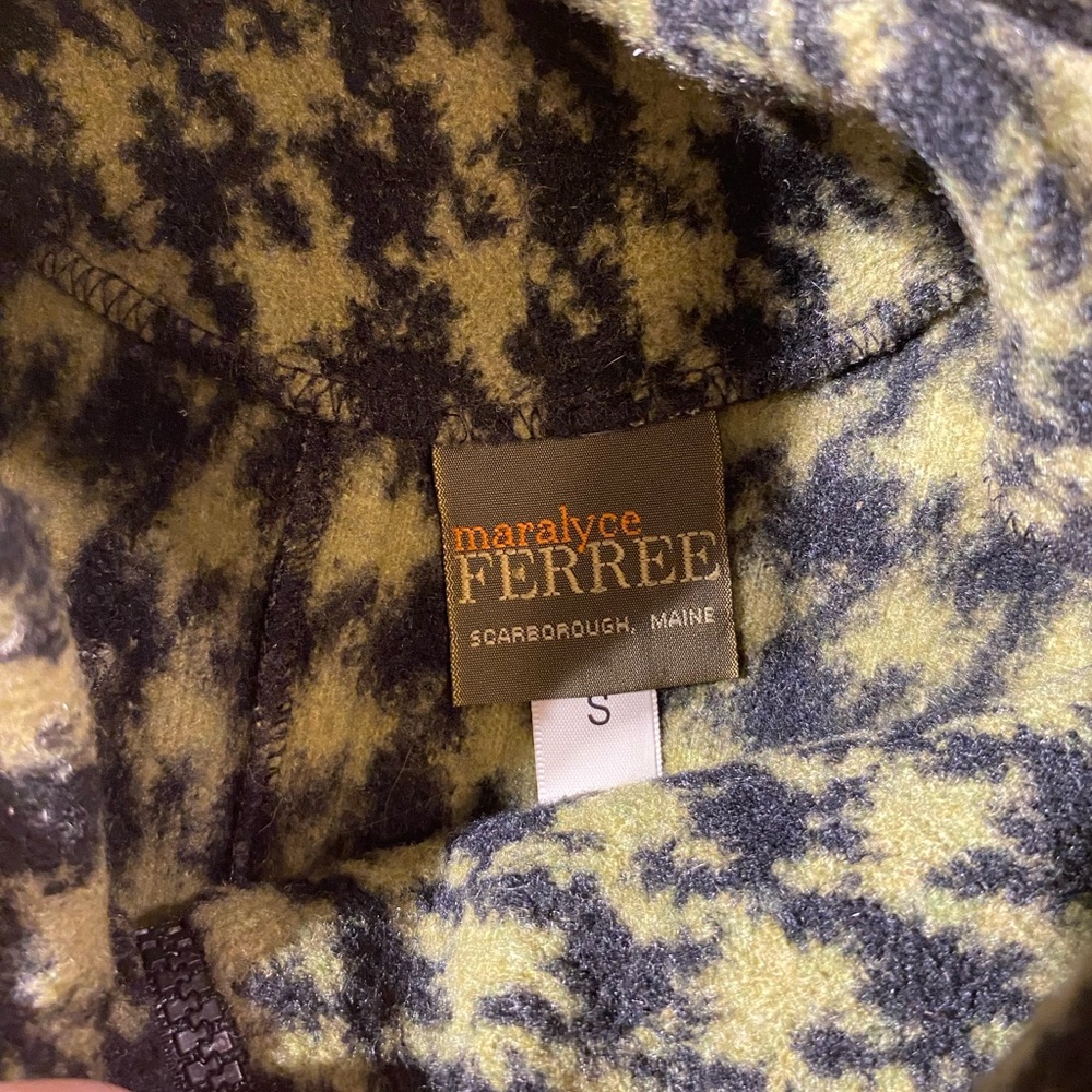 Maralyce Ferree Coat size Small (BW) - Picture 8 of 12